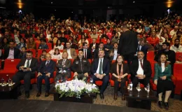 Sanayi ve Teknoloji Bakanı Mehmet Fatih Kacır ile Türkiye’nin ilk astronotu Alper Gezeravcı Gaziantep Üniversitesi’nde öğrencilerle buluştu