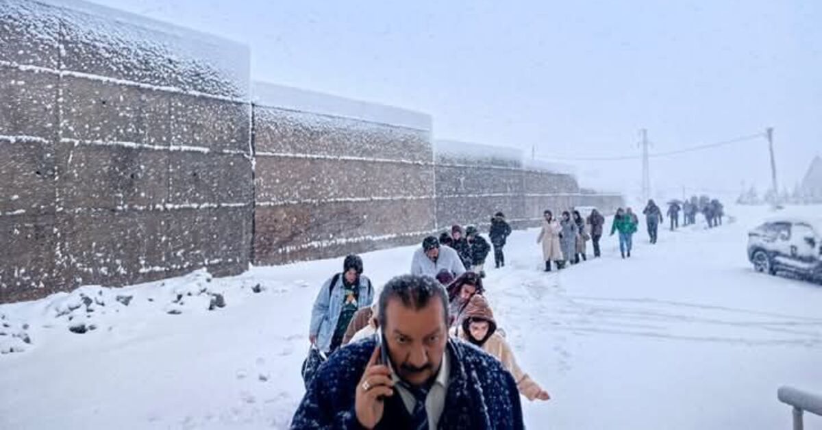 Malatya’da karda mahsur kaldıkları dağdan kurtarılan 5 çobandan biri hastanede öldü