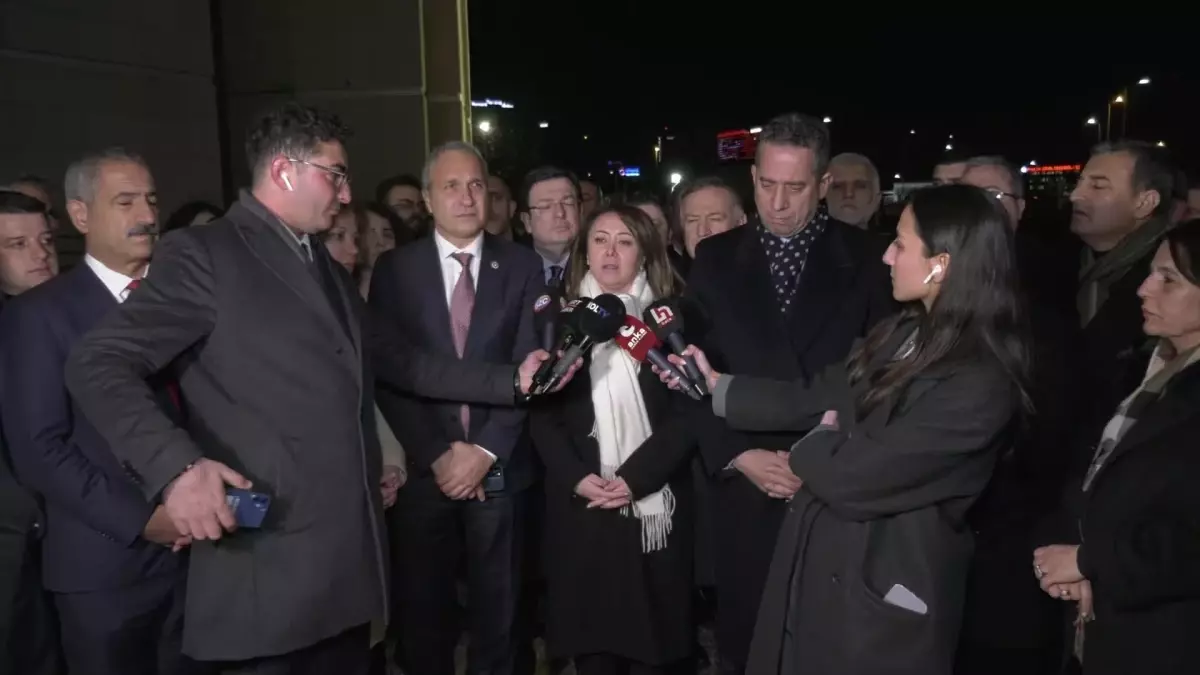 CHP’den Rıza Akpolat’a Destek: ‘Hukuken Bomboş Bir Dosya’